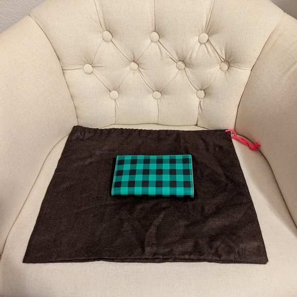 Kate Spade Frog Green Check Slim Wallet - Picture 3 of 5